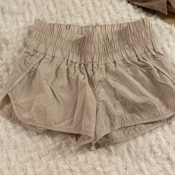 FP Movement x Hatch | The Way Home Maternity Shorts - Picture 3 of 5